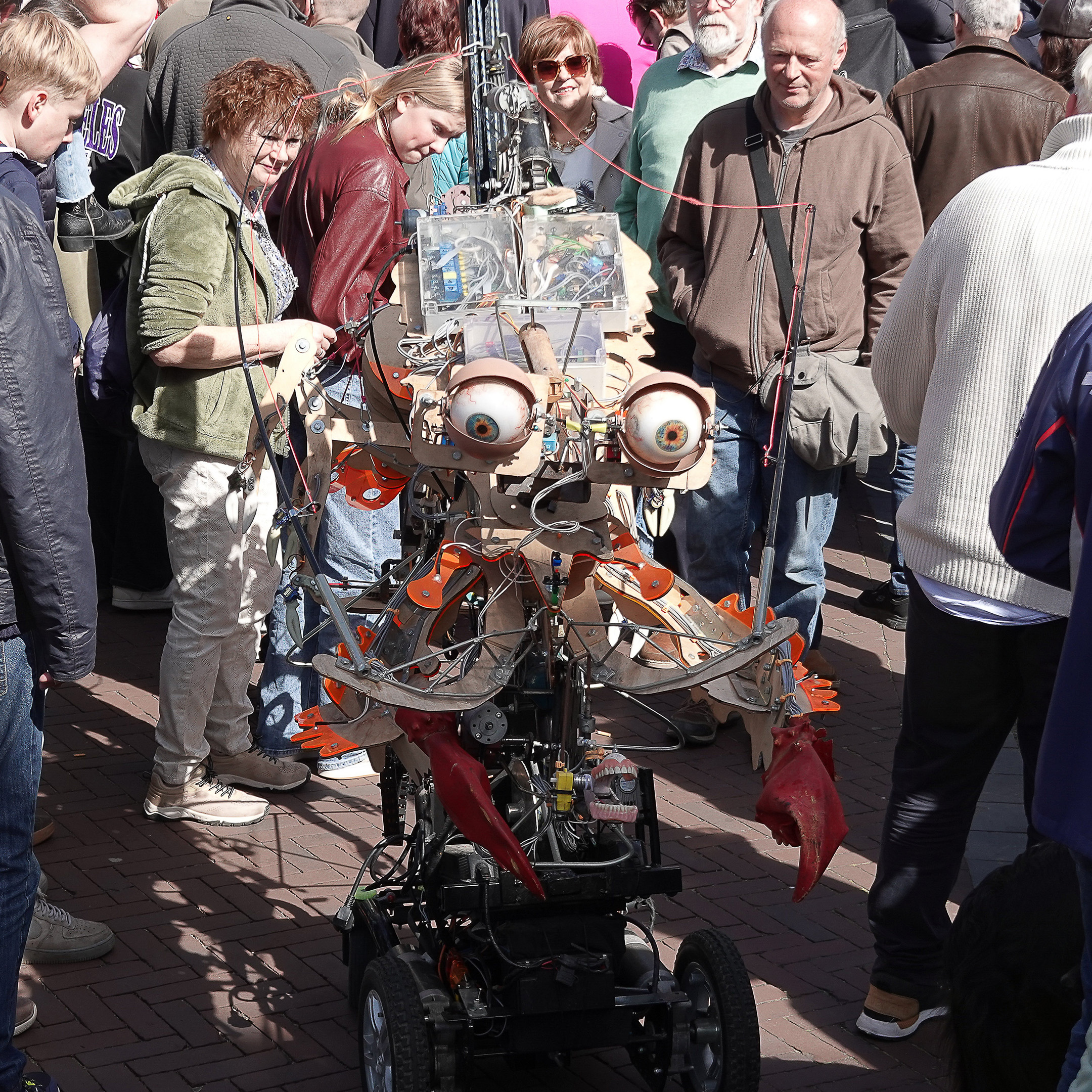 Straat Theater bij het BigBandFestival in Goor